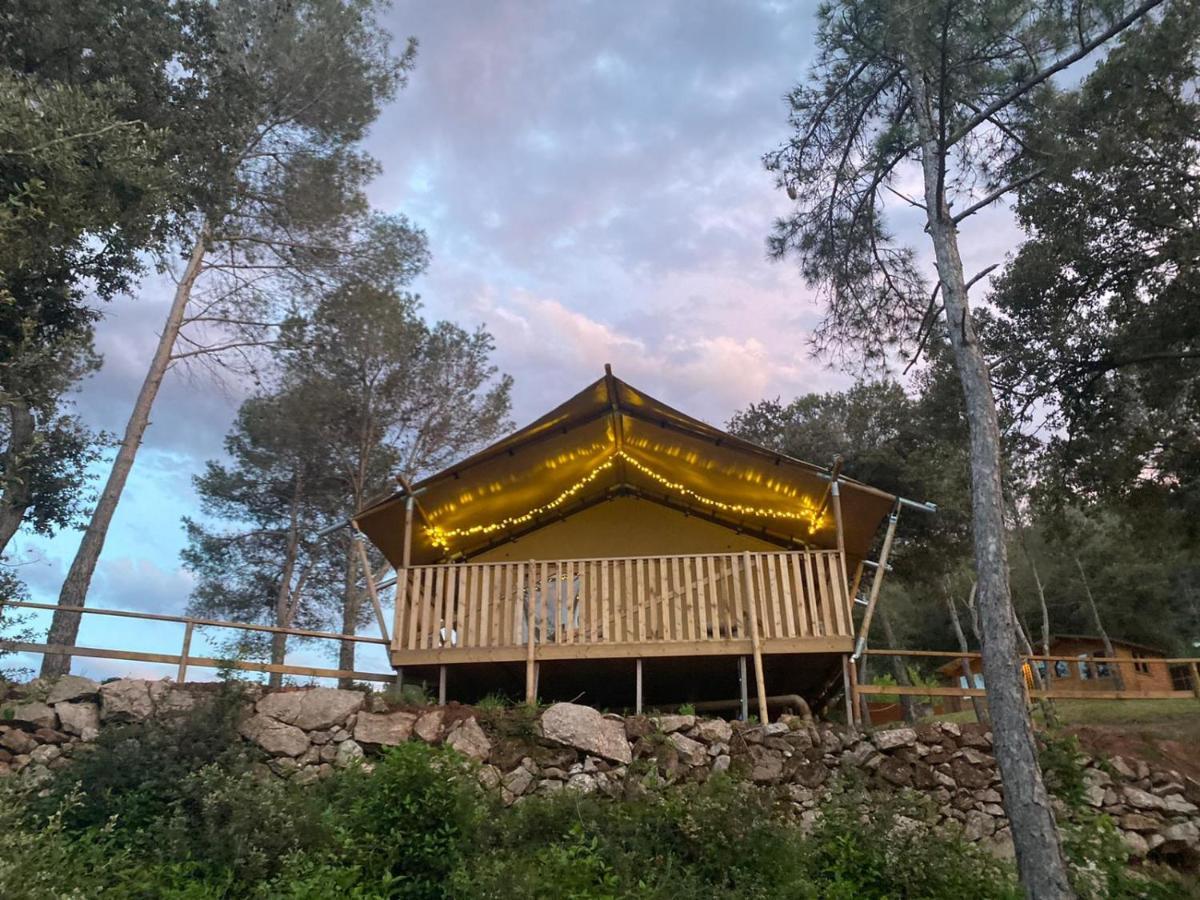 Hostal La Salut De Terrades Exteriör bild