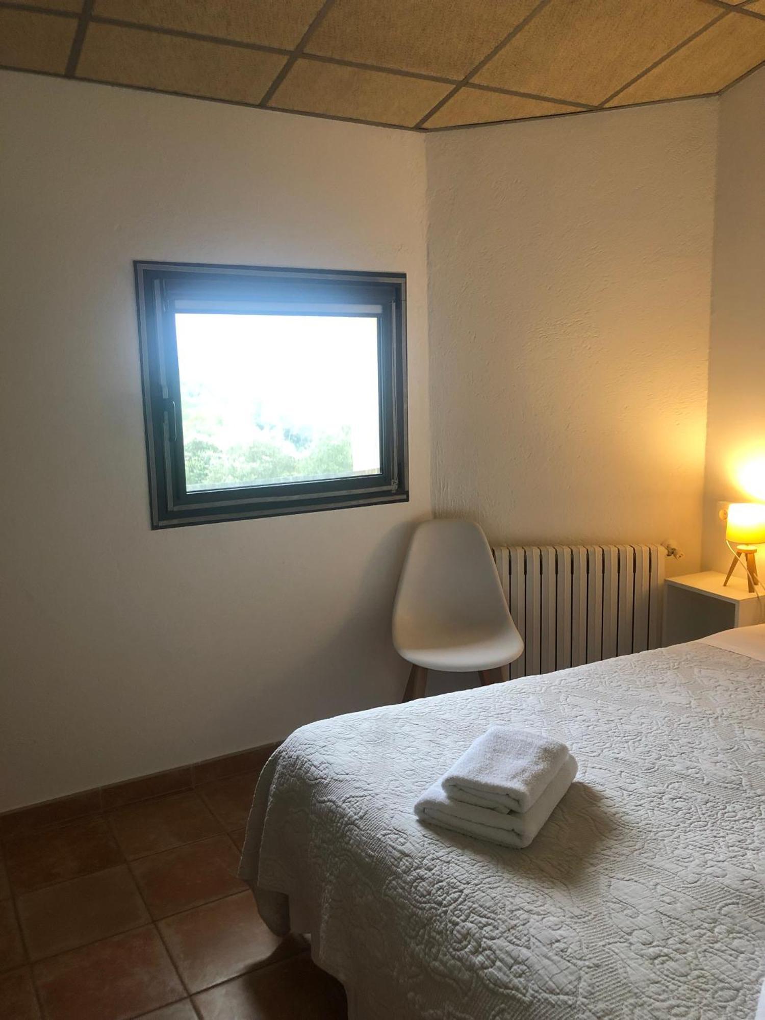 Hostal La Salut De Terrades Exteriör bild